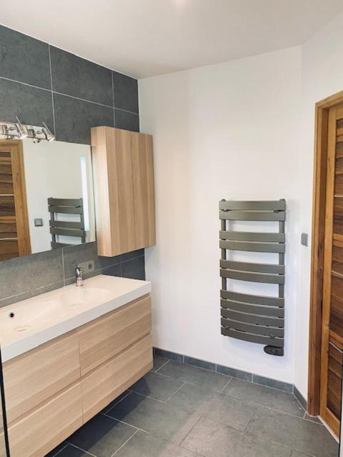 Jolie Maison De 110 M 2, Pour 6 Personnes, Au Calme, Avec Piscine Les Cordiers Exteriér fotografie